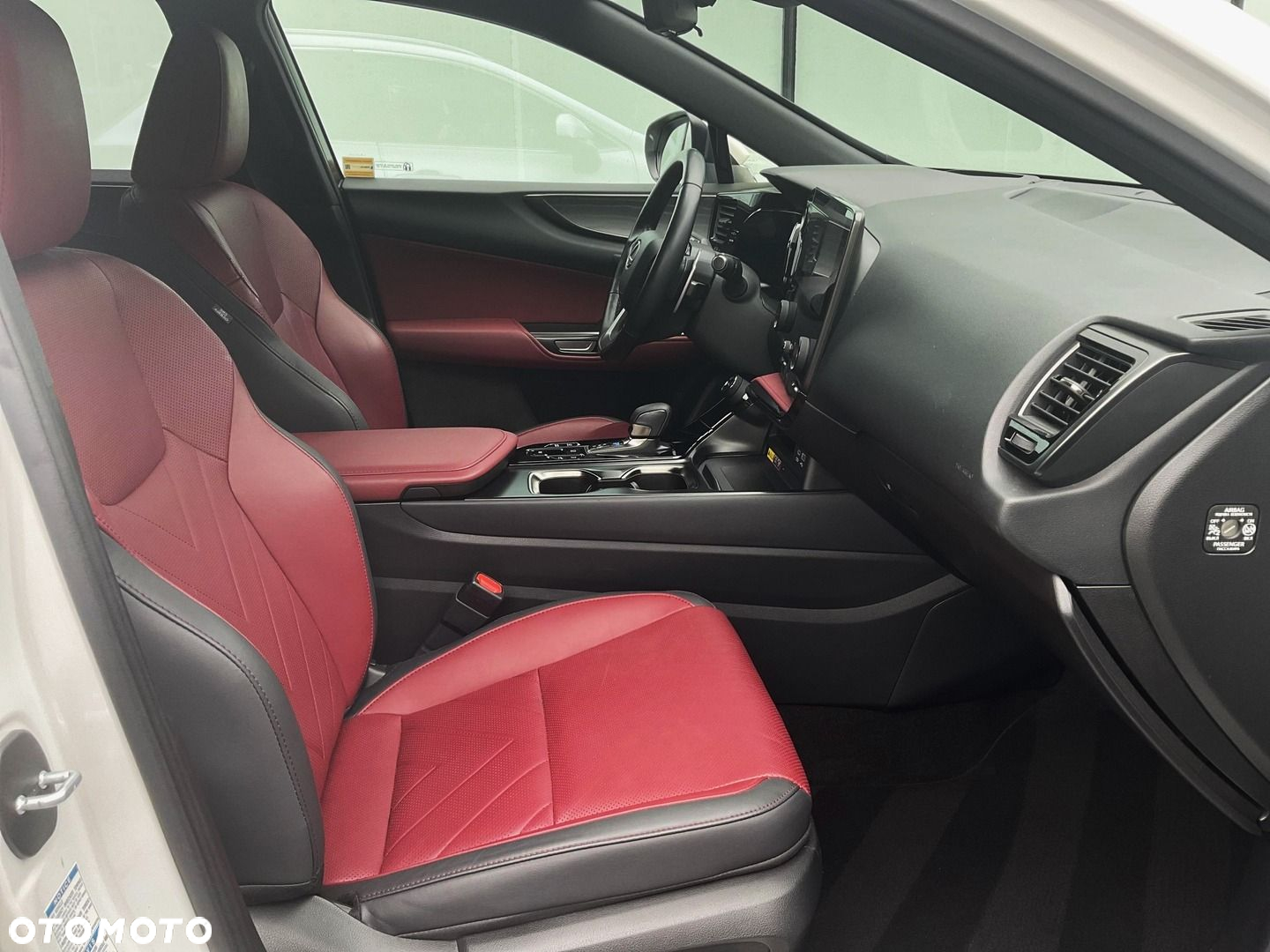Lexus NX - 14