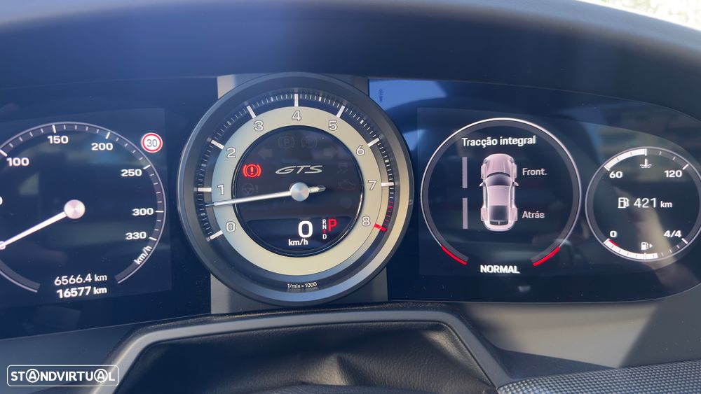 Porsche 911 (992) Carrera 4 GTS PDK - 18