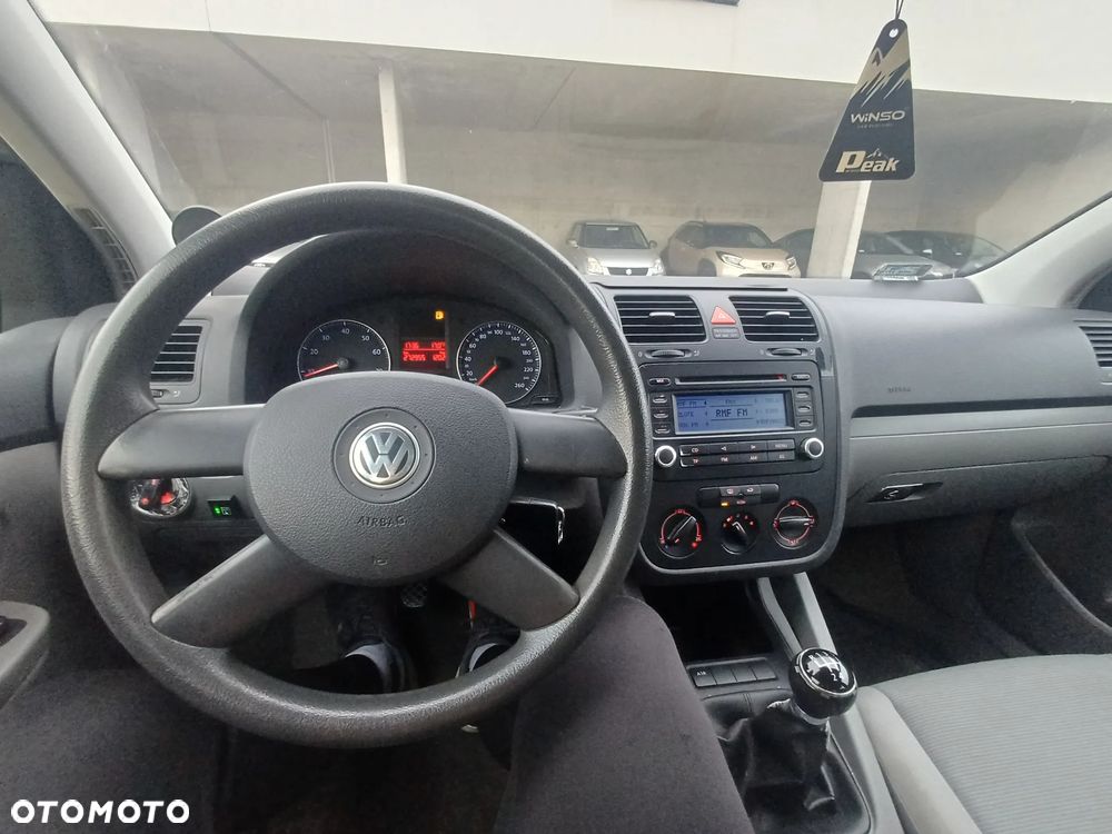Volkswagen Golf 1.6 Comfortline - 14