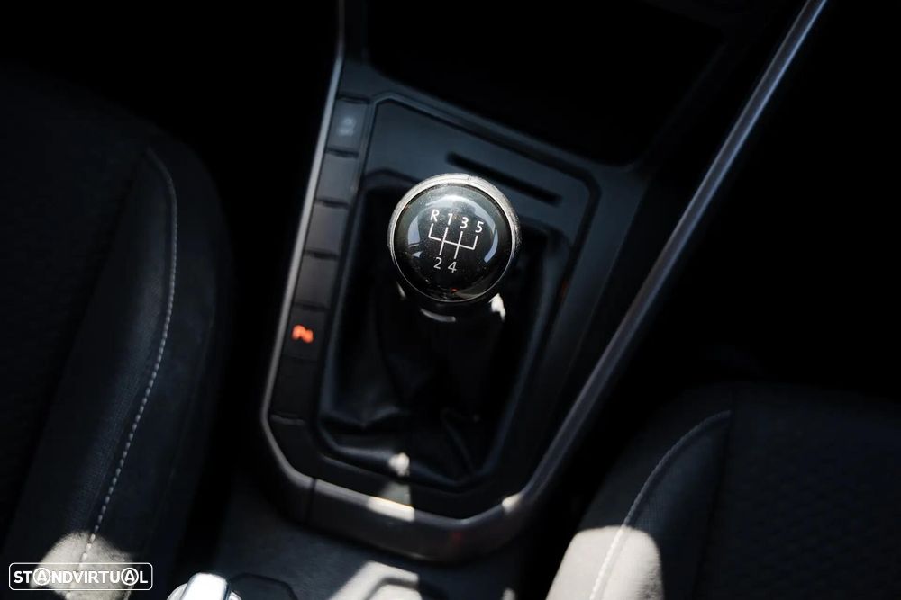 VW Polo 1.6 TDI Confortline - 16