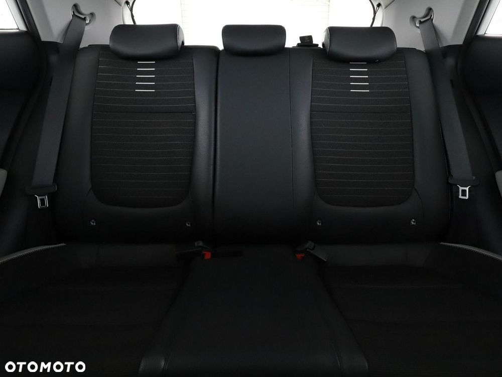Kia Stonic 1.6 CRDi L - 19