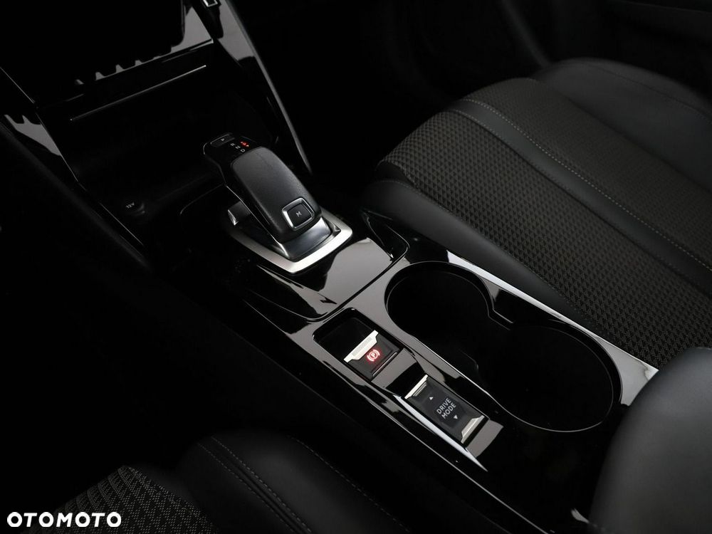 Peugeot 2008 1.2 PureTech GT Line S&S EAT8 - 30