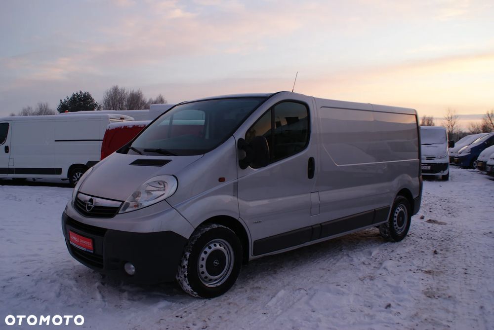Opel Vivaro - 26