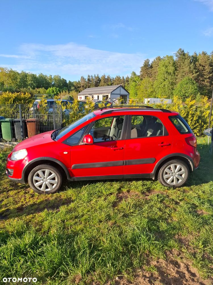 Suzuki SX4 1.6 Comfort 4WD - 2