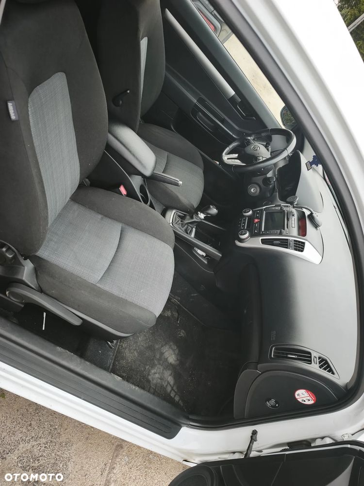 Kia Ceed 1.4 CVVT Attract - 4