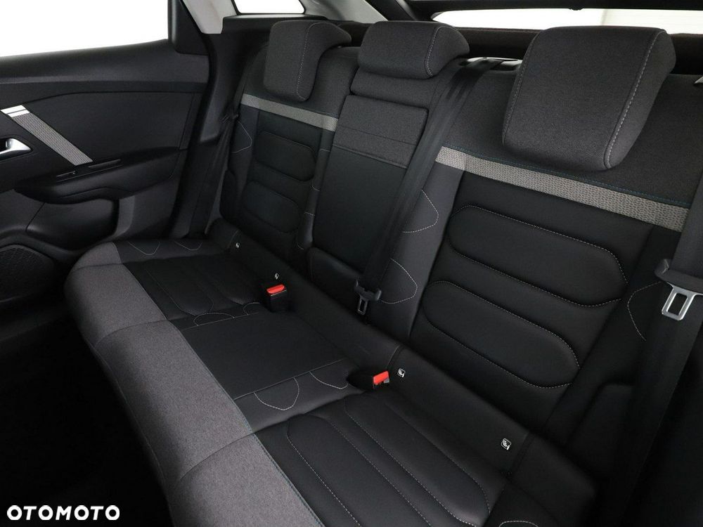 Citroën C4 1.2 PureTech Shine S&S EAT6 - 17