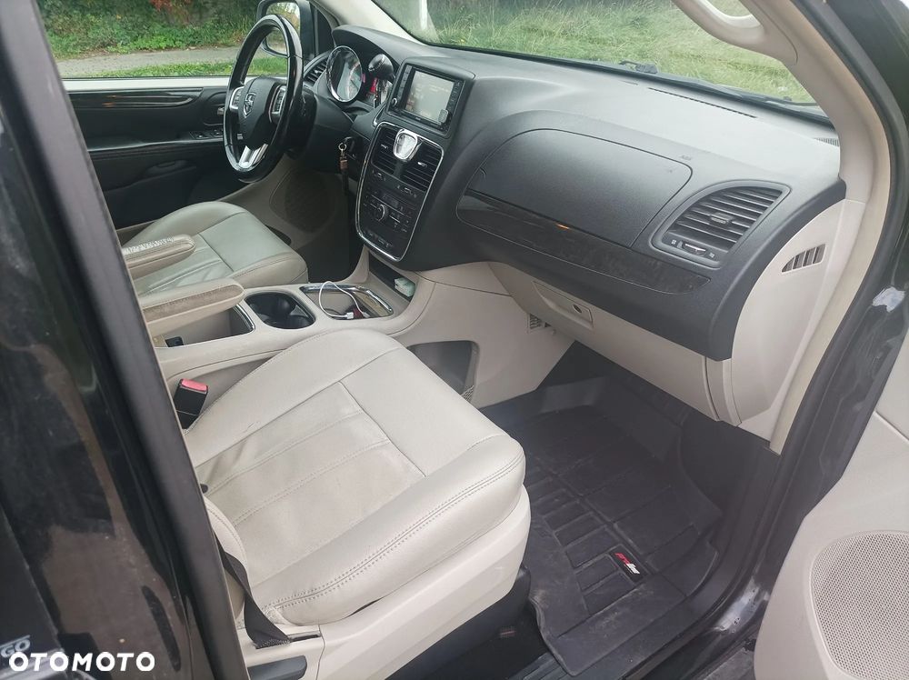 Dodge Grand Caravan 3.6 R/T - 6