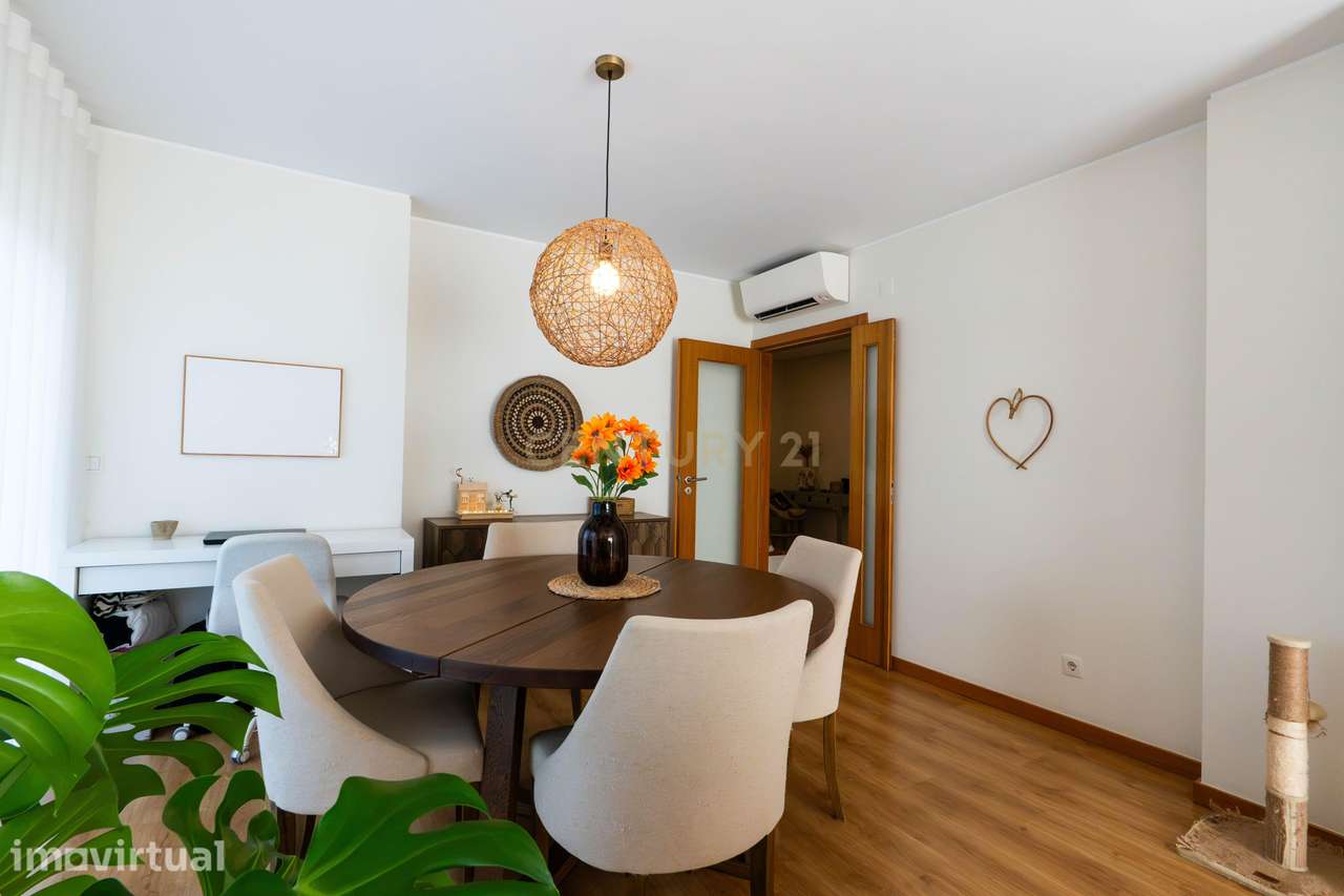 T2 com 115m² na Quinta de São Macário | Varandas | Elevador | Arrecada - Grande imagem: 4/50