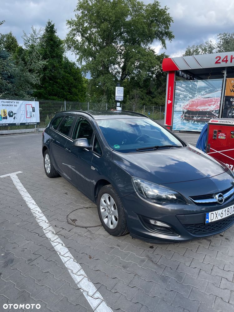 Opel Astra 1.6 CDTI Cosmo - 1