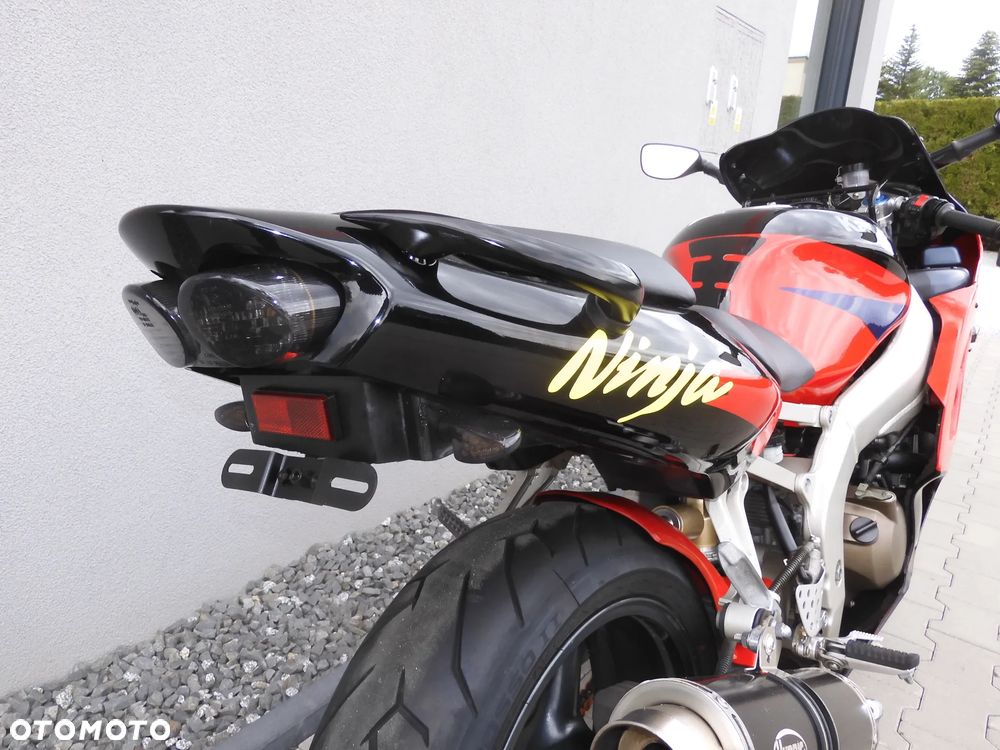 Kawasaki ZX - 21