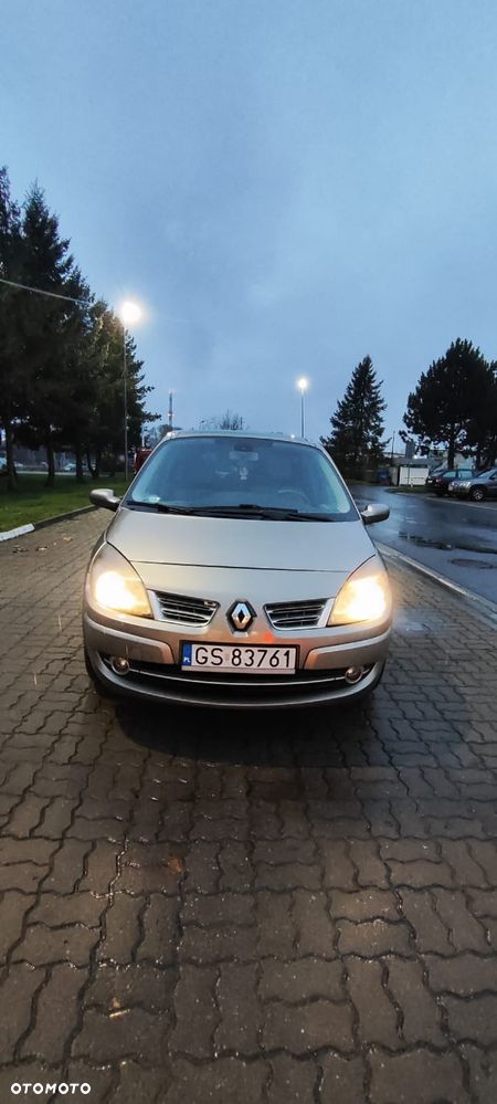 Renault Scenic - 2