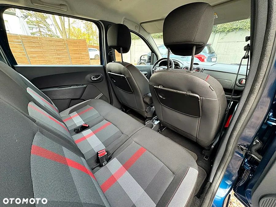 Dacia Lodgy 1.3 TCe Stepway S&S - 19