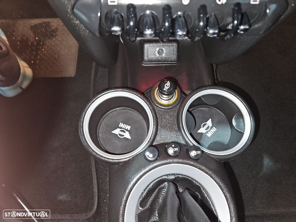 MINI 3 Portas Cooper D - 11