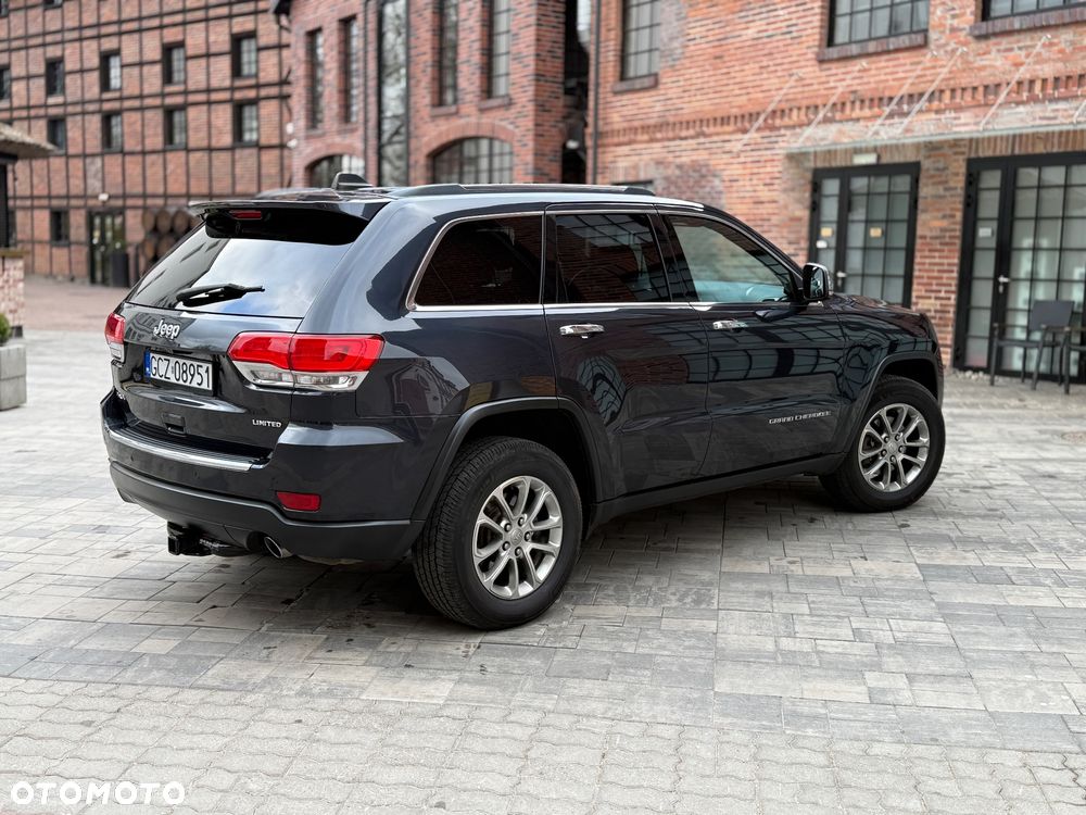 Jeep Grand Cherokee - 15