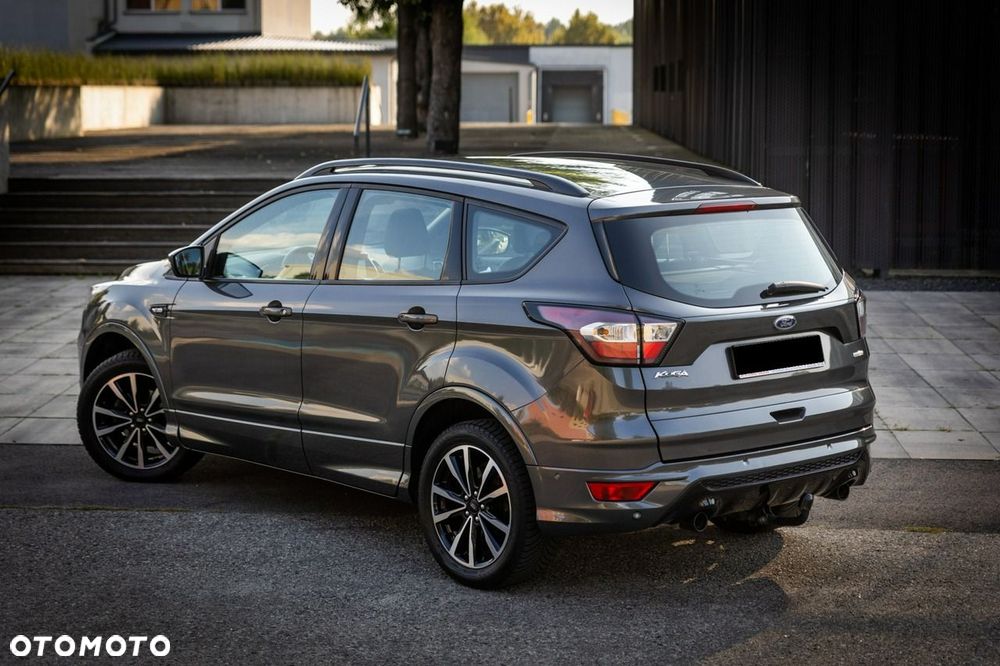 Ford Kuga 1.5 EcoBoost 2x4 Titanium - 17