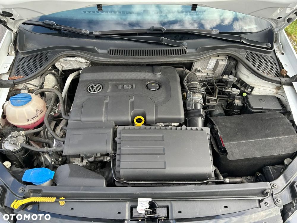 Volkswagen Polo 1.4 TDI (Blue Motion Technology) Comfortline - 18