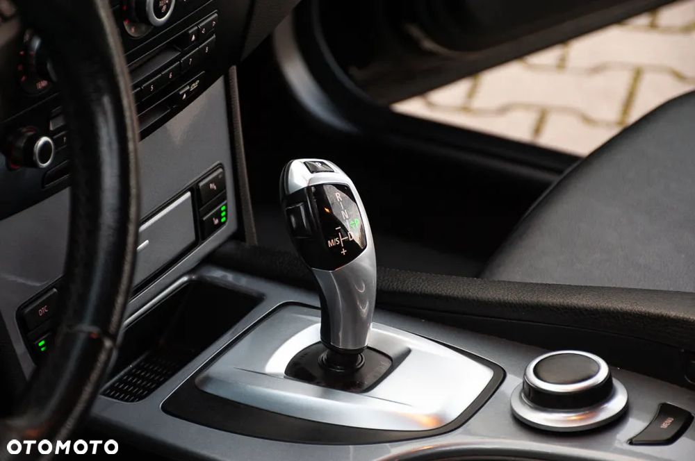 BMW Seria 5 530d Edition Sport - 31
