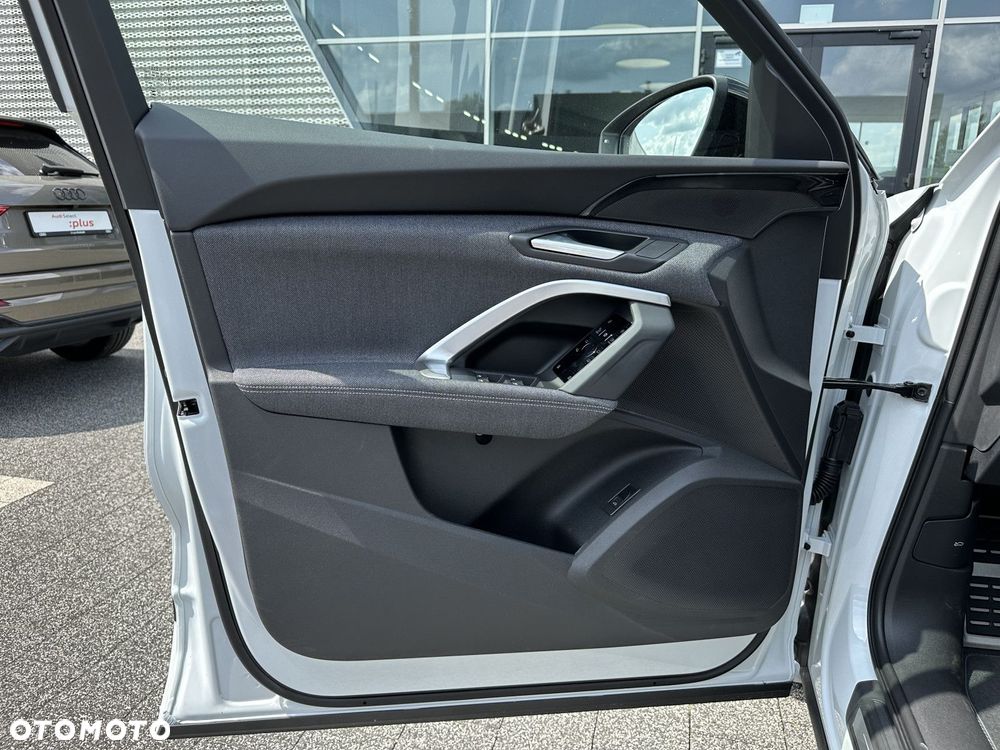 Audi Q5 Sportback - 11