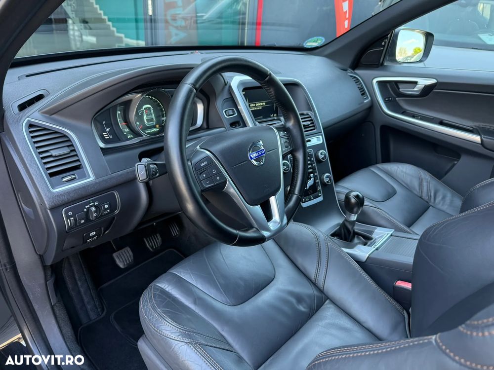 Volvo XC 60 D5 AWD Summum - 14