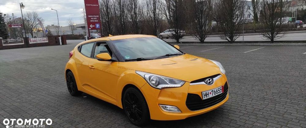 Hyundai Veloster - 18
