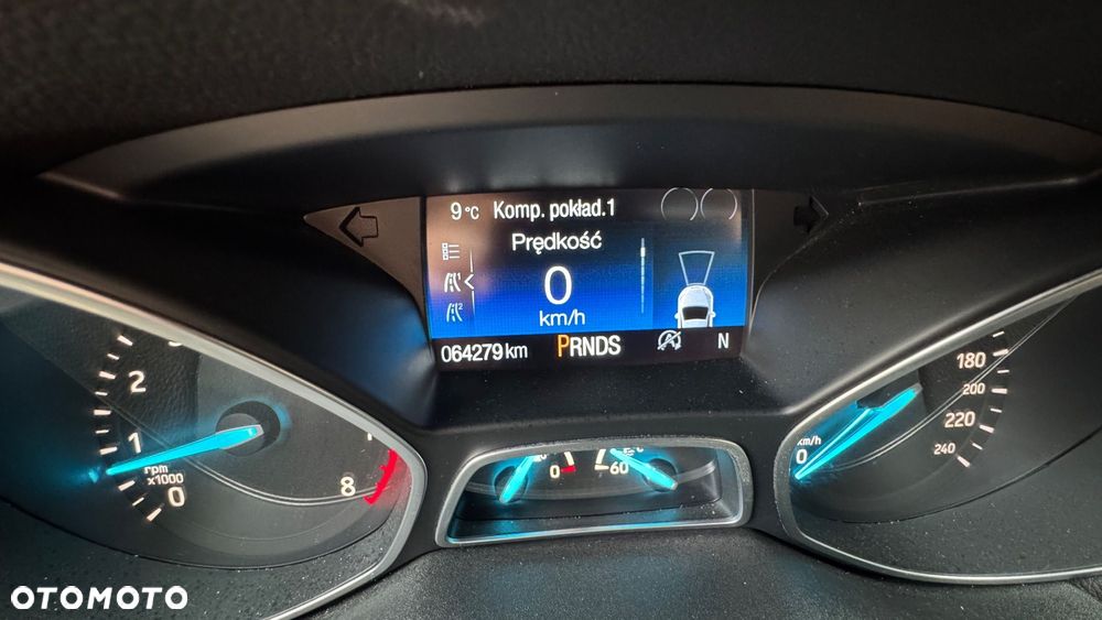 Ford Kuga 1.5 EcoBoost 2x4 ST-Line - 19