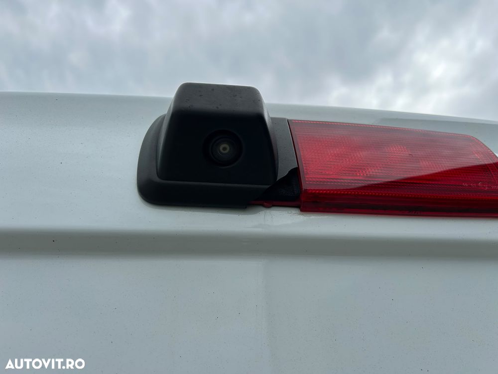 Renault Trafic - 29