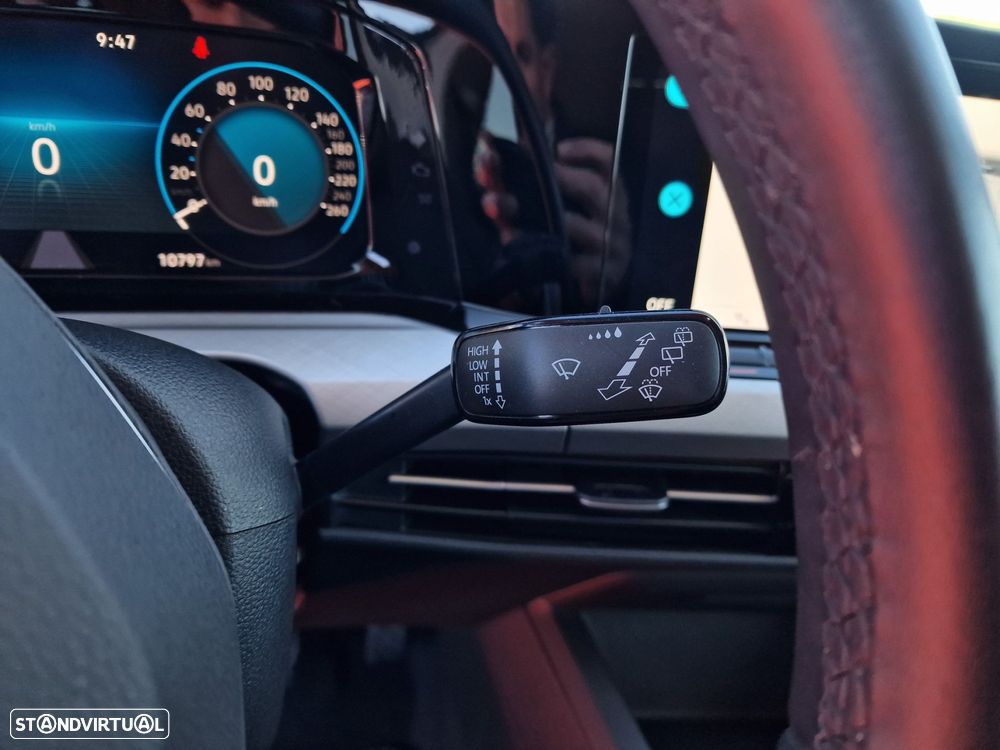 VW Golf 1.0 TSI Life - 23