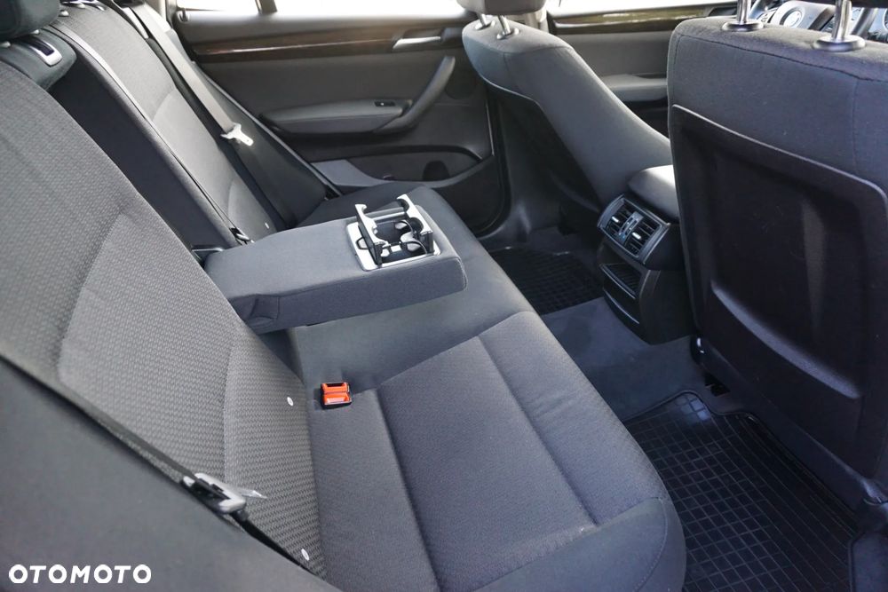 BMW X3 xDrive20d - 13