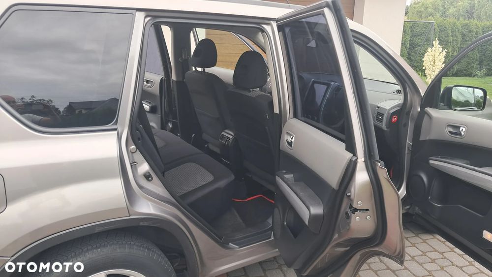 Nissan X-Trail 2.0 dCi 4x4 DPF LE - 15