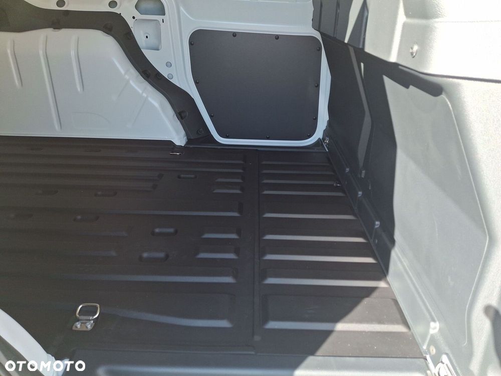 Volkswagen Caddy Cargo - 35