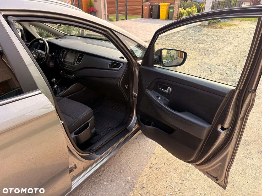 Kia Carens 1.7 CRDi XL 7os - 16