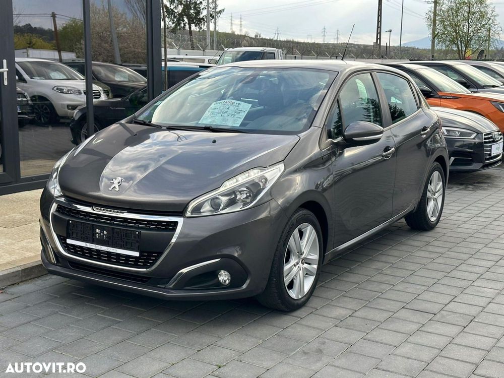 Peugeot 208 - 2