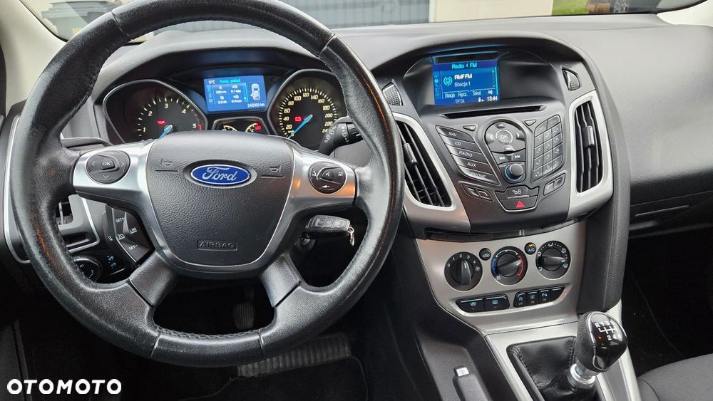 Ford Focus ver-1-6-tdci-titanium - 15