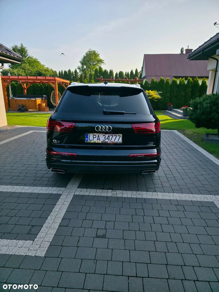 Audi Q7 - 6