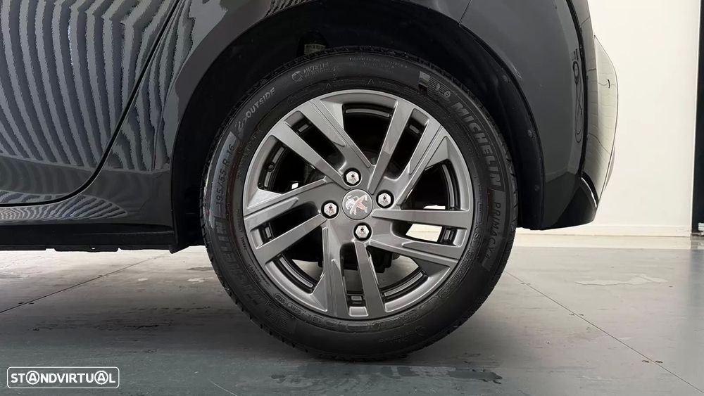 Peugeot 208 1.2 PureTech Active Pack - 26