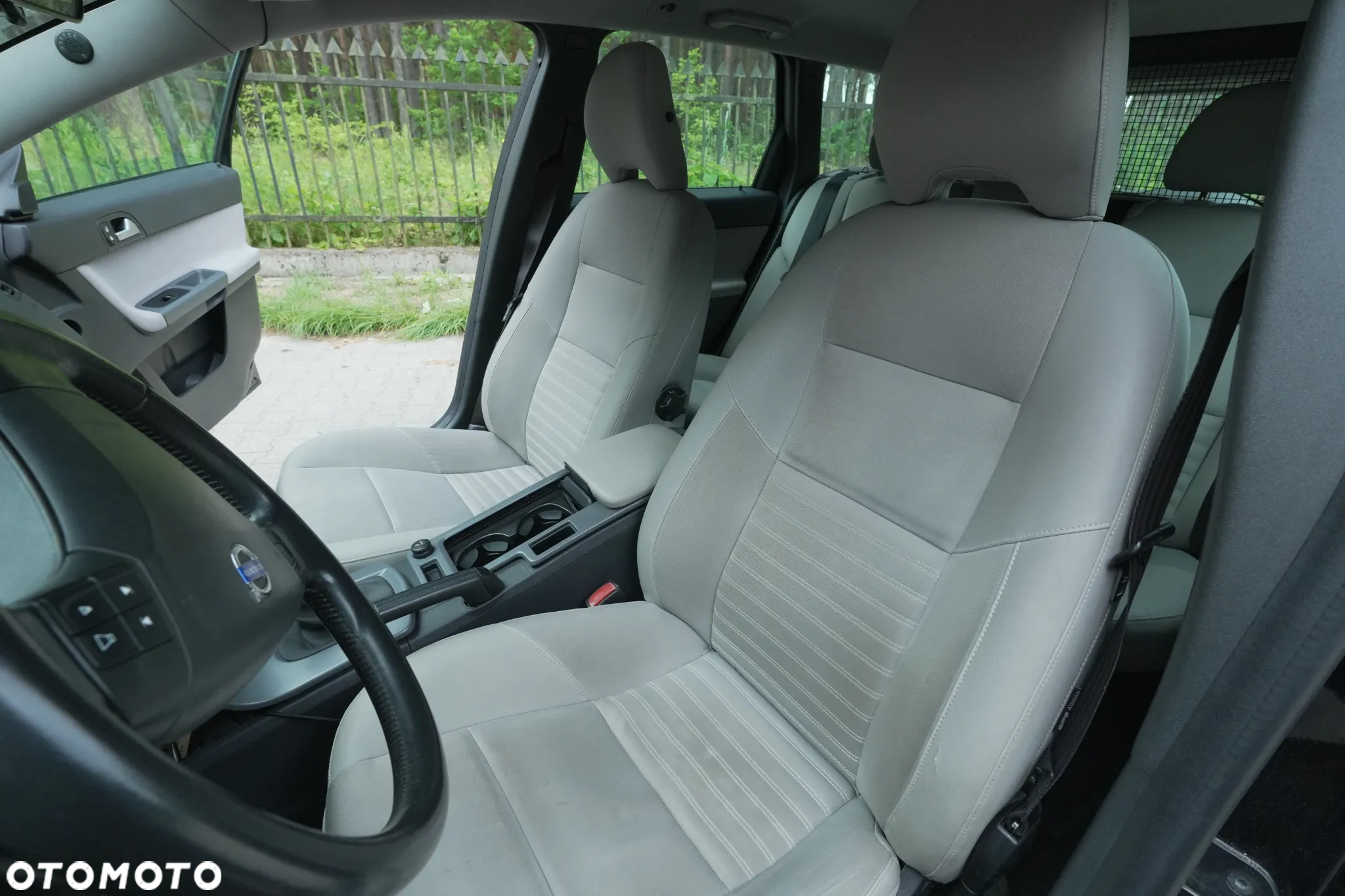 Volvo V50 2.0D - 25