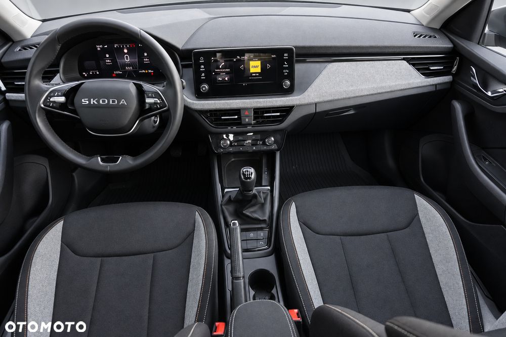 Skoda Kamiq 1.0 TSI Selection - 35