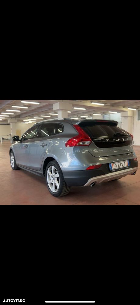 Volvo V40 D3 Geartronic Summum - 3