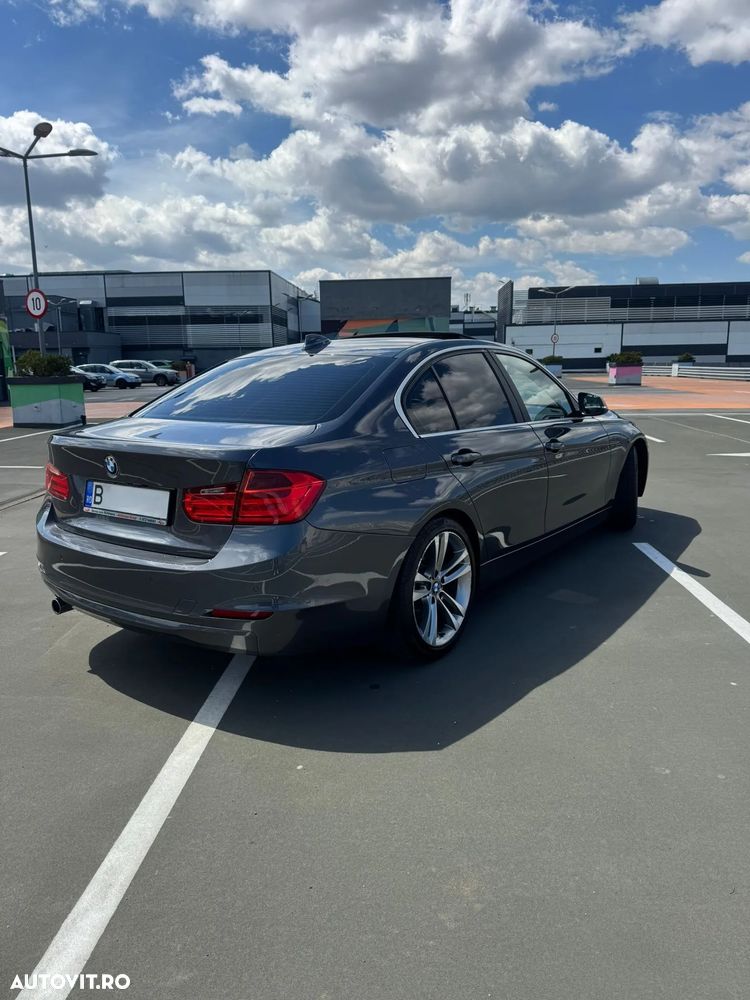 BMW Seria 3 320d Aut. - 2
