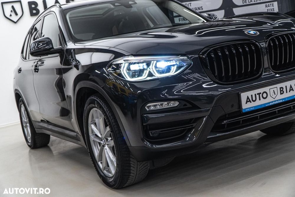 BMW X3 xDrive30i AT Luxury Line - 16