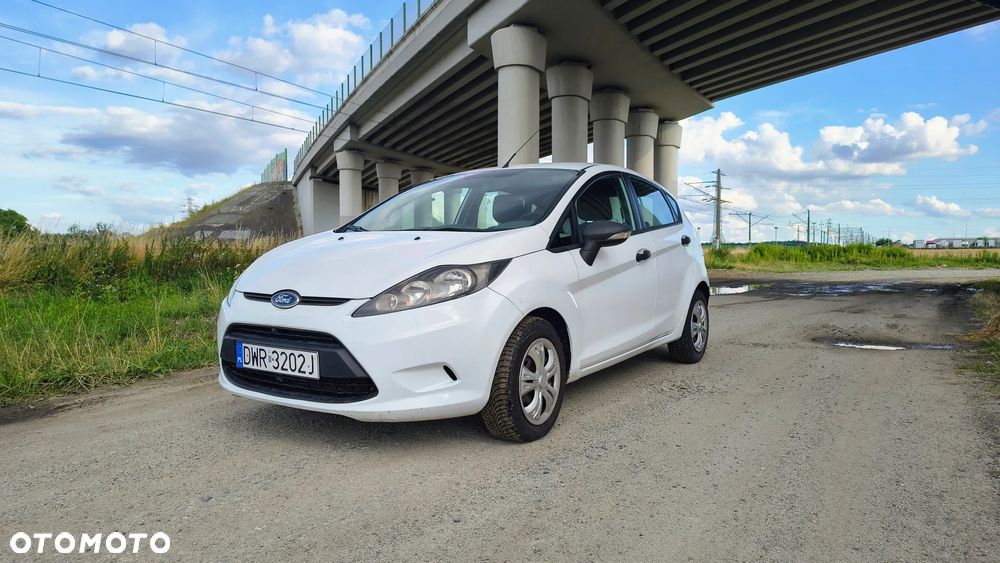 Ford Fiesta 1.4 TDCi Ambiente - 1