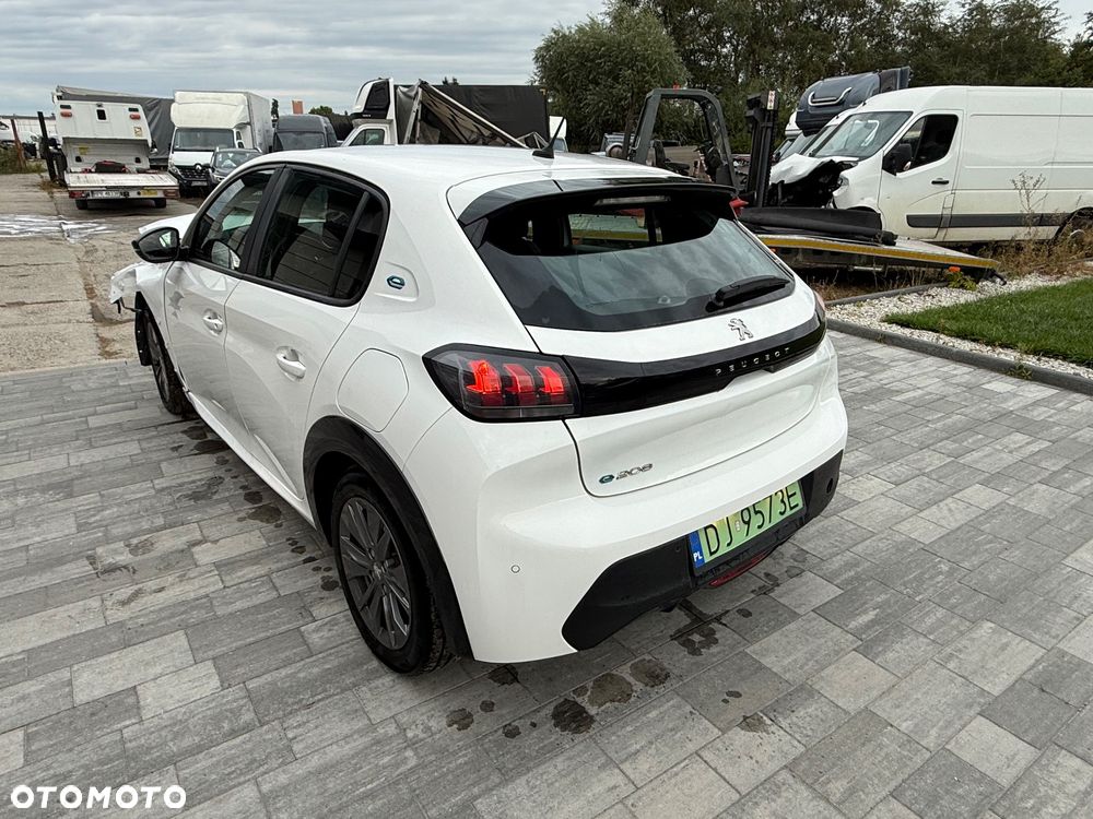 Peugeot 208 50kWh Active - 3