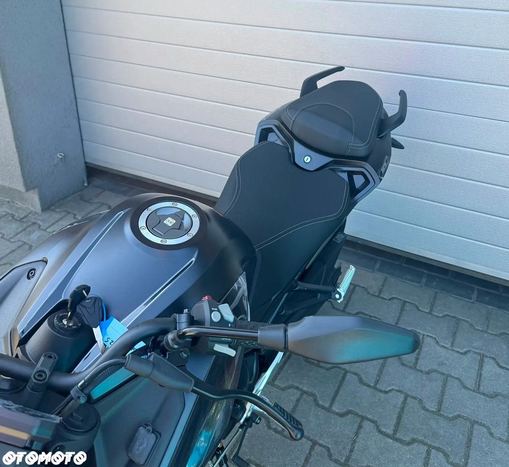VOGE R125S - 9
