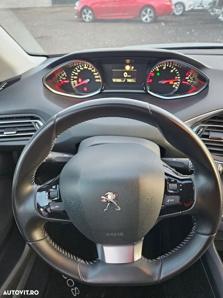 Peugeot 308 SW BlueHDi 120 EAT6 Stop & Start Active - 9