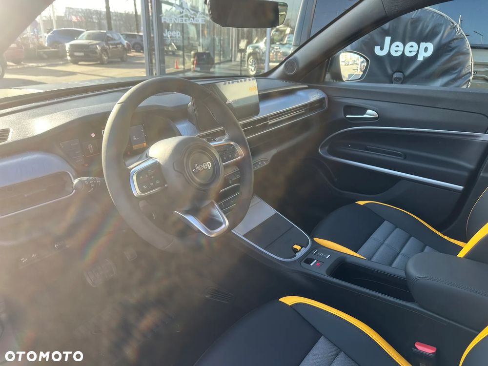 Jeep Avenger 1.2 T3 mHEV The North Face 4xe eDCT6 - 8