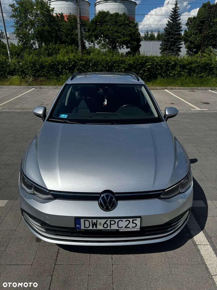 Volkswagen Golf 1.0 eTSI Life DSG - 2