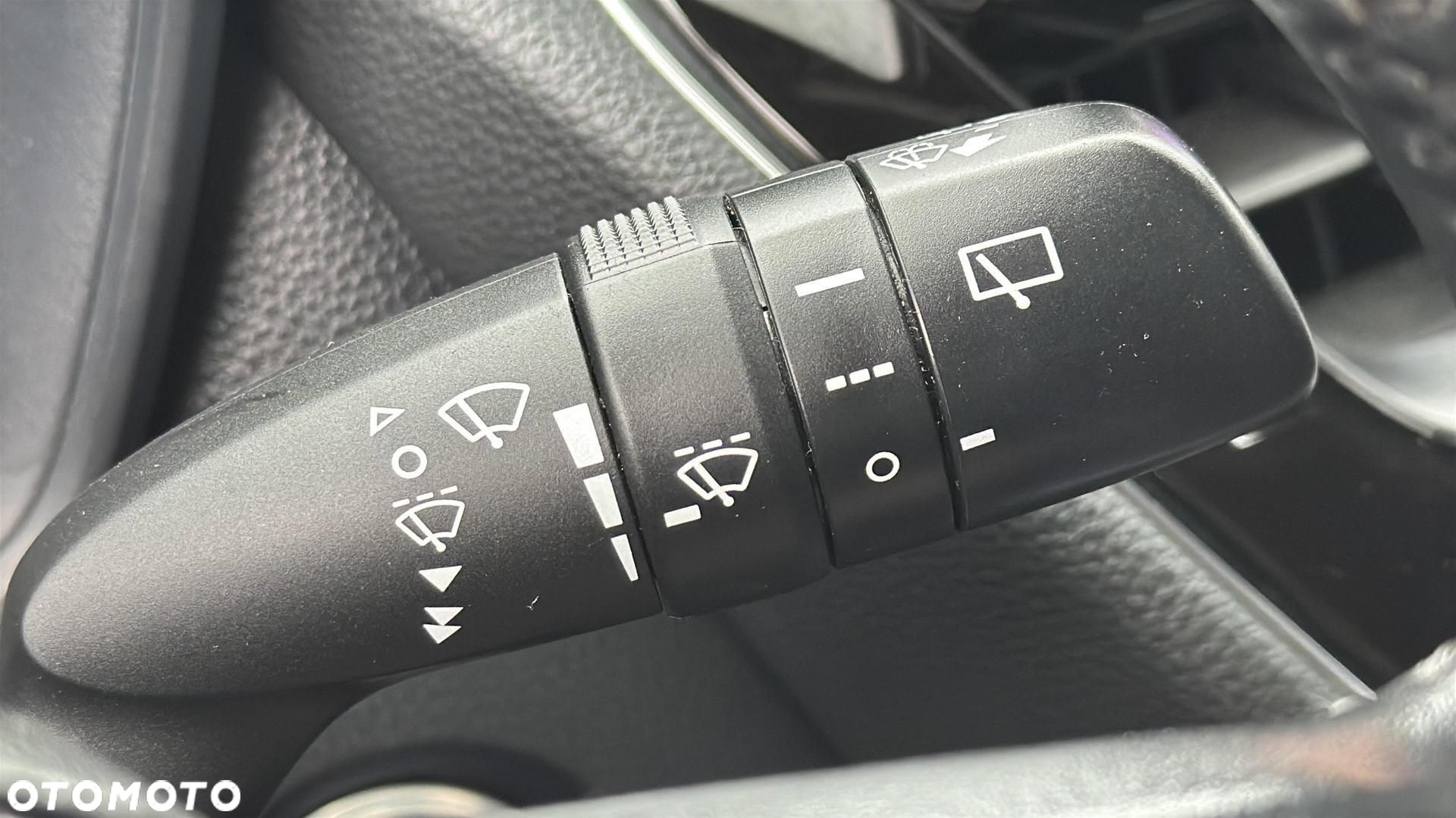 Toyota Corolla 1.8 Hybrid GPF Active - 28