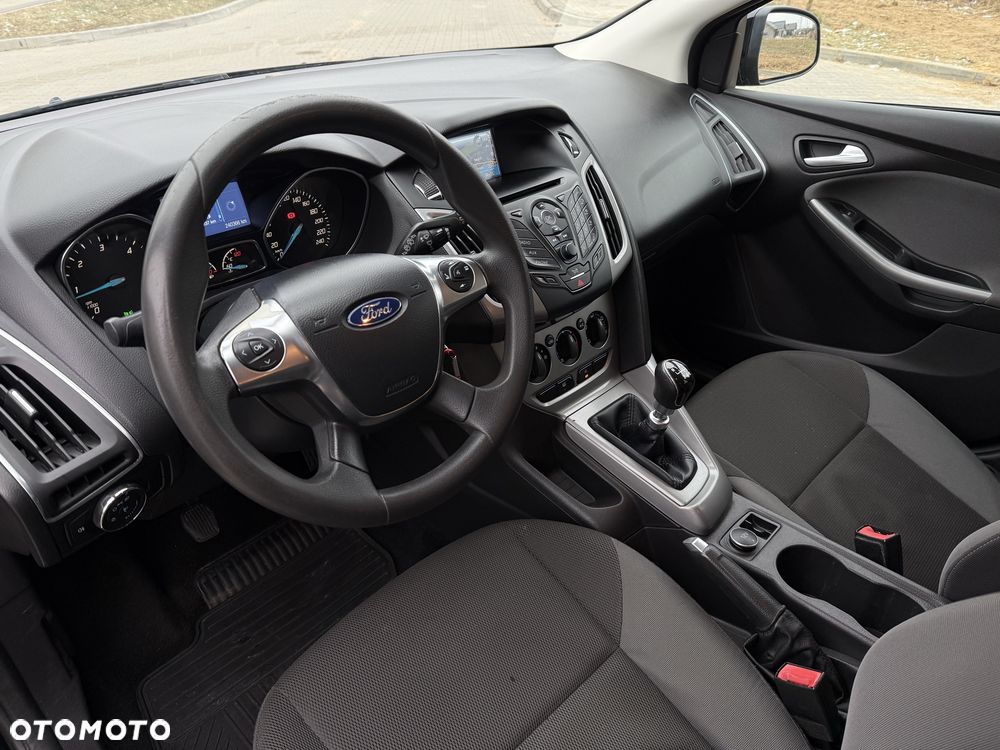 Ford Focus - 6