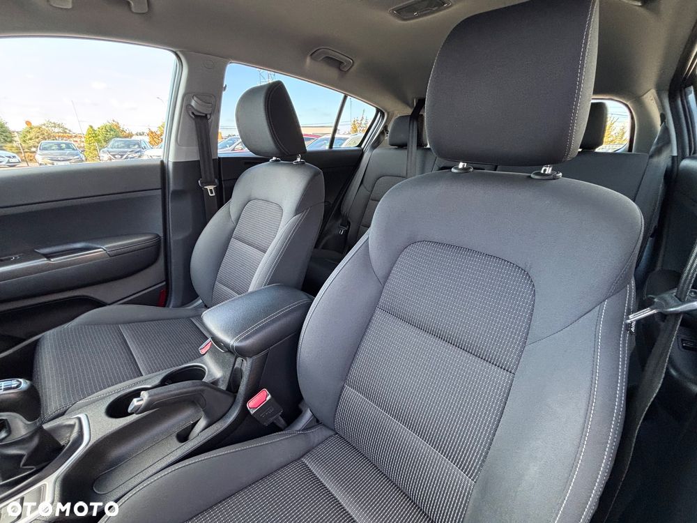Kia Sportage 1.6 GDI Business Line 2WD - 19