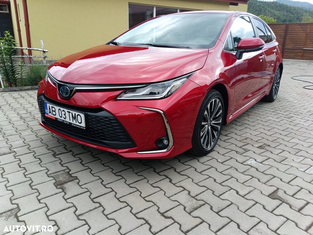 Toyota Corolla 1.8 HEV Dynamic - 1